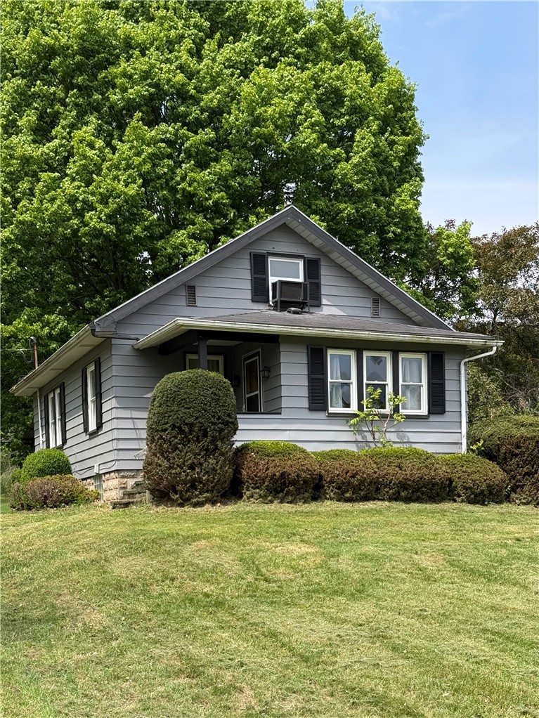 416 Country Club Dr — photo 1
