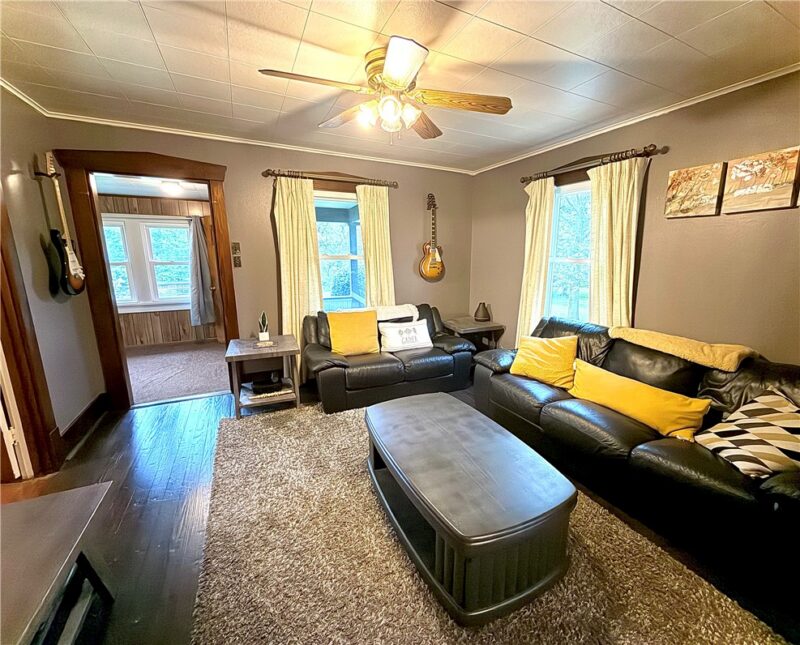 416 Country Club Dr — photo 4