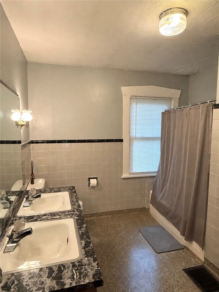 416 Country Club Dr — photo 7