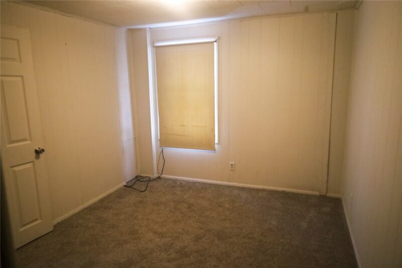 635 Large Ave — photo 8