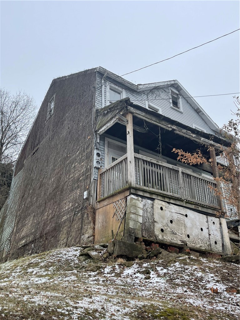 823 Grant St — photo 2