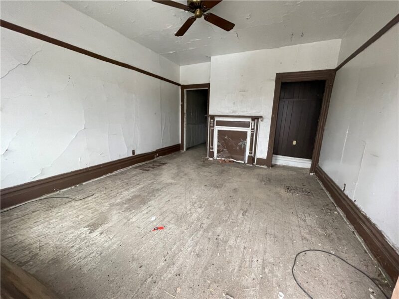 823 Grant St — photo 4