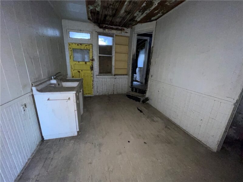 823 Grant St — photo 5