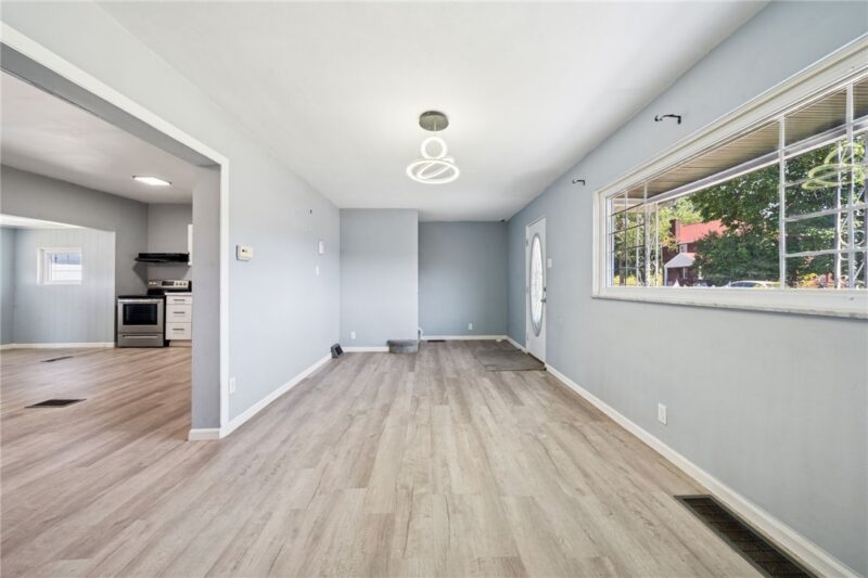 1625 Taylor Ave — photo 5