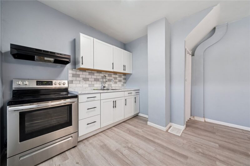 1625 Taylor Ave — photo 8