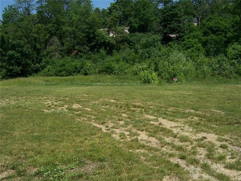 2301 Southampton Dr — photo 2