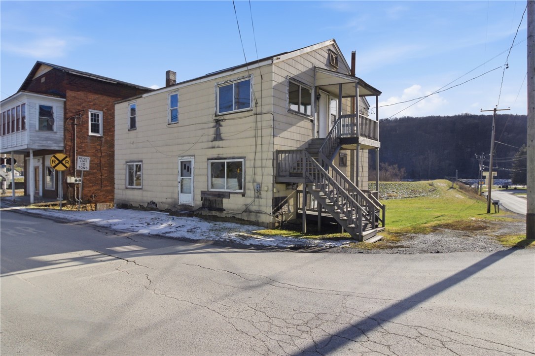 399 Cherry St — photo 1