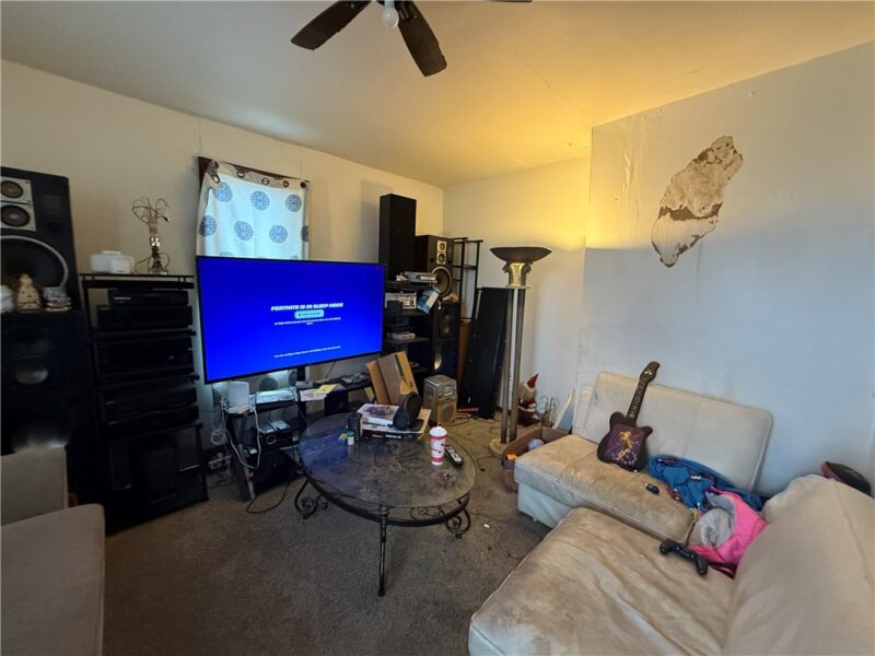 300 Hansen Ave — photo 6