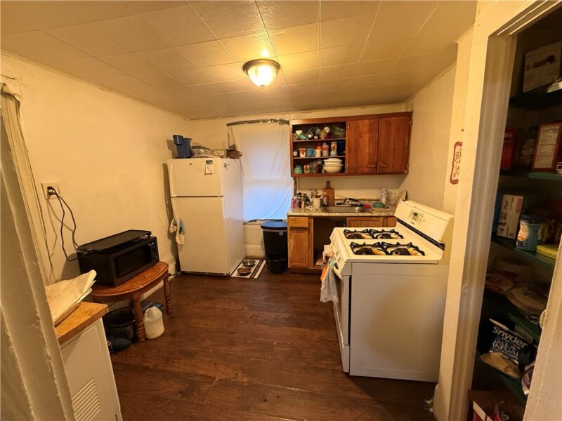 421 & 423 Bessemer Ave — photo 7