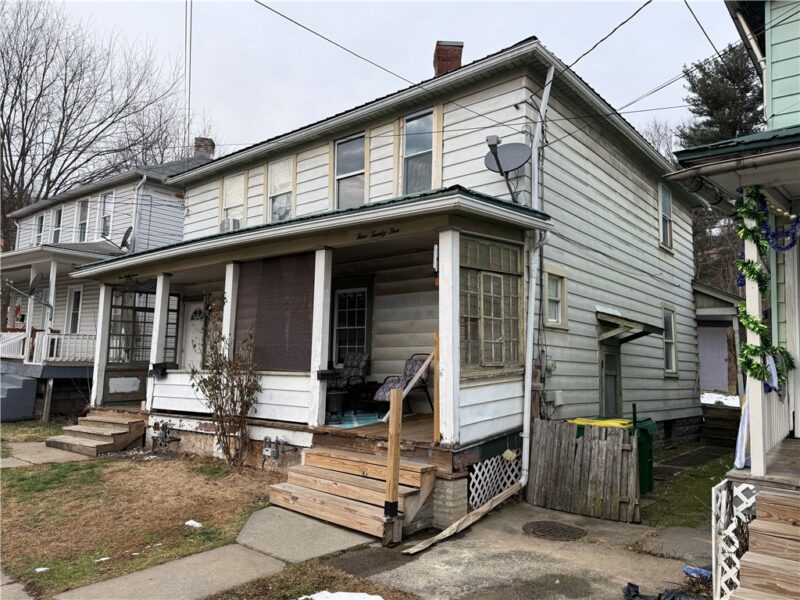 425 & 427 Bessemer Ave — photo 3