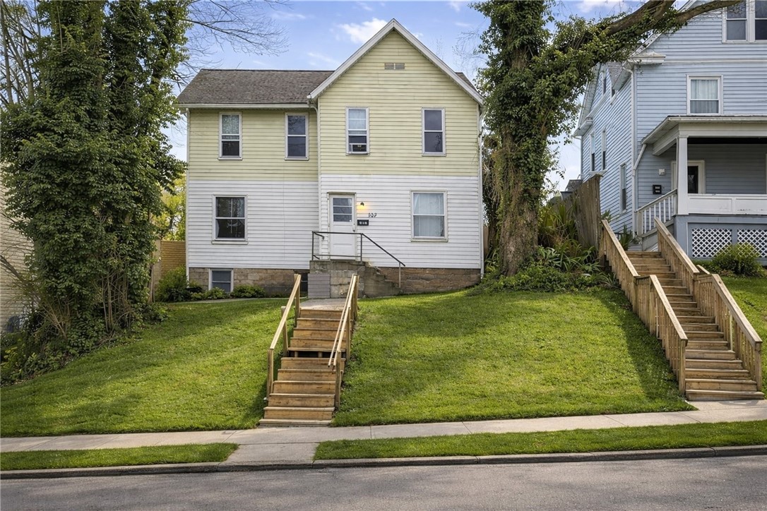 107 Sumner Ave — photo 1