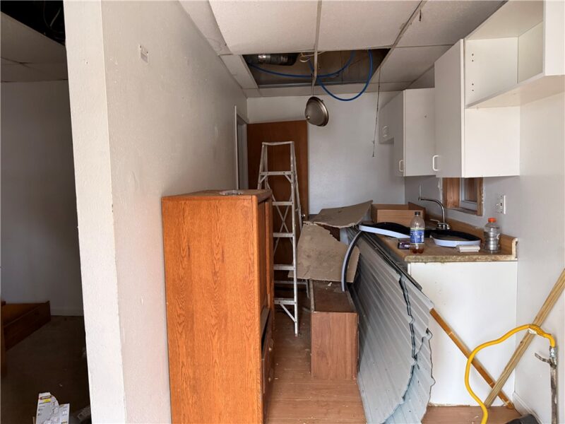 404 E Locust St — photo 7