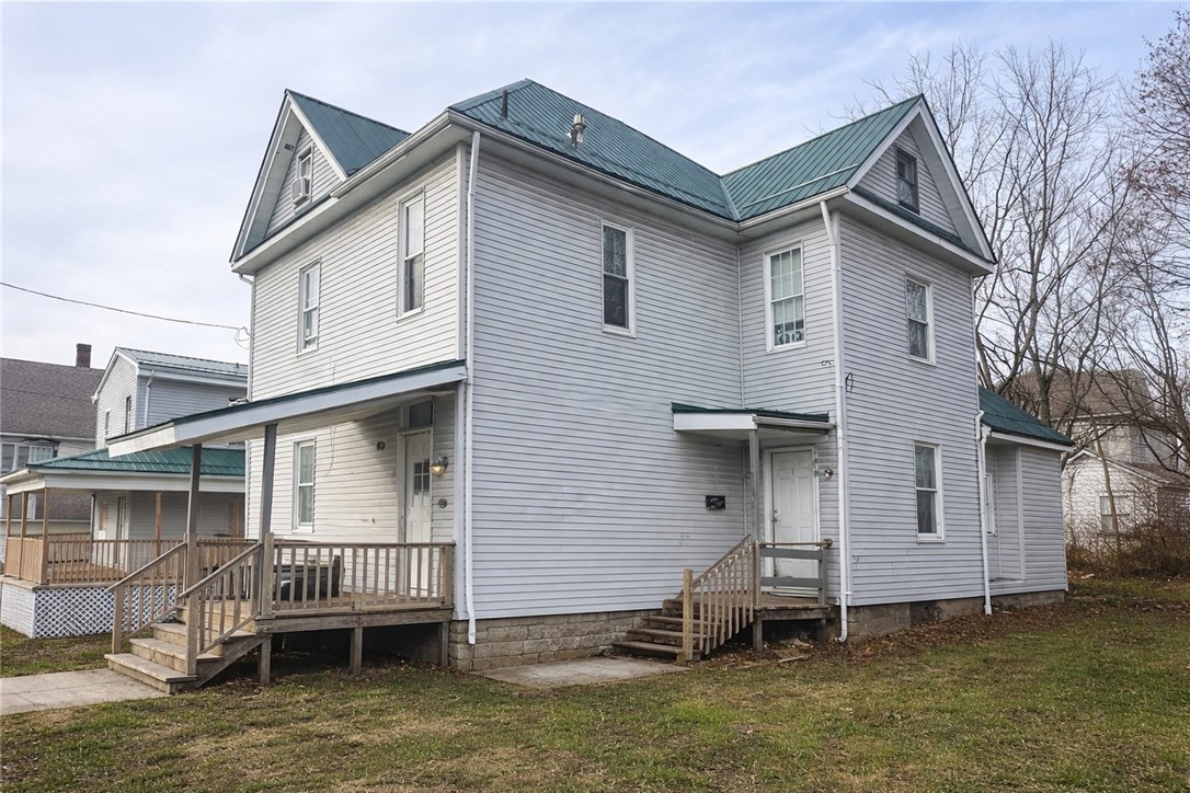 410 E Locust St — photo 1