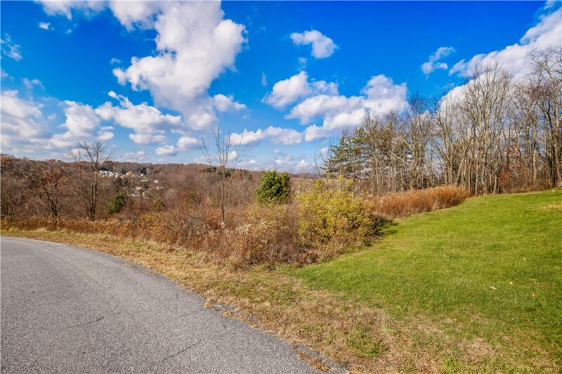 007 Oak Crest Drive — photo 2
