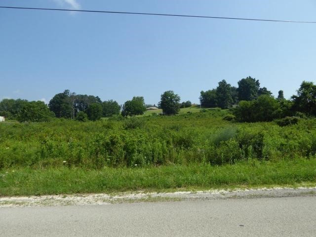 15 Industrial Park Road — photo 2
