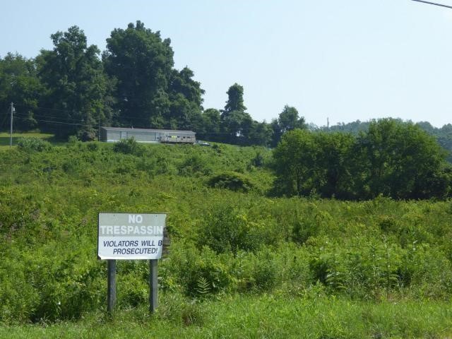 15 Industrial Park Road — photo 3