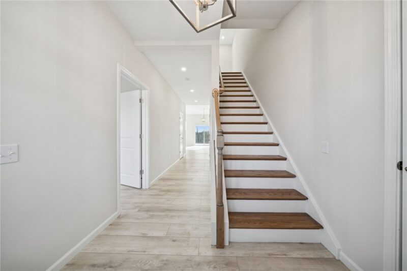 2217 Lebanon Dr — photo 3