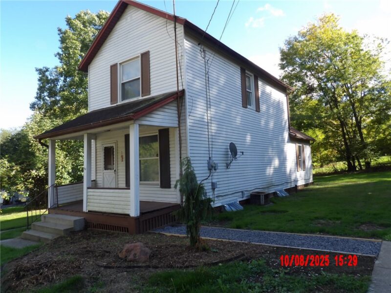 425 Grove St — photo 2