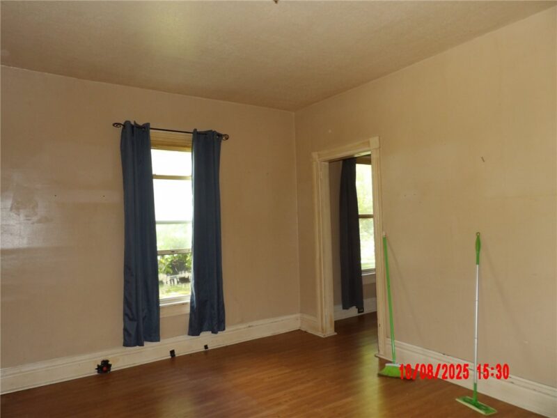 425 Grove St — photo 7