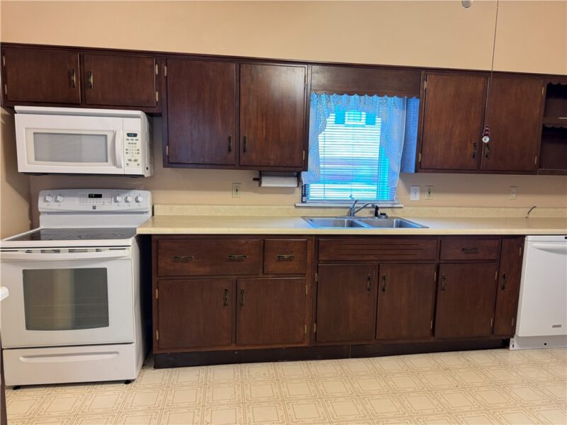 1224 W High ST. — photo 4