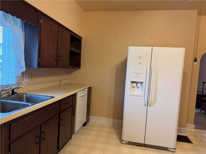 1224 W High ST. — photo 5