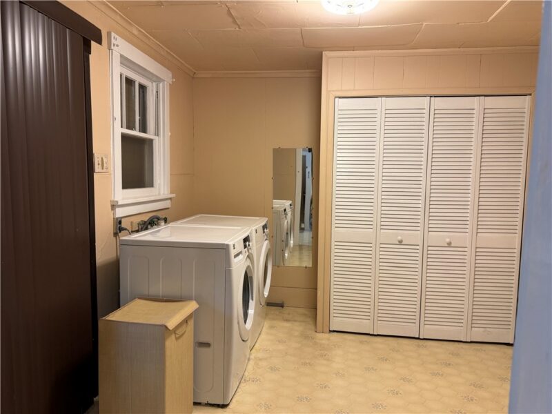 1224 W High ST. — photo 8