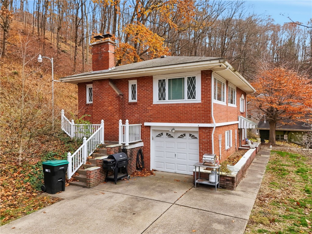 1076 Saxonburg Blvd — photo 1