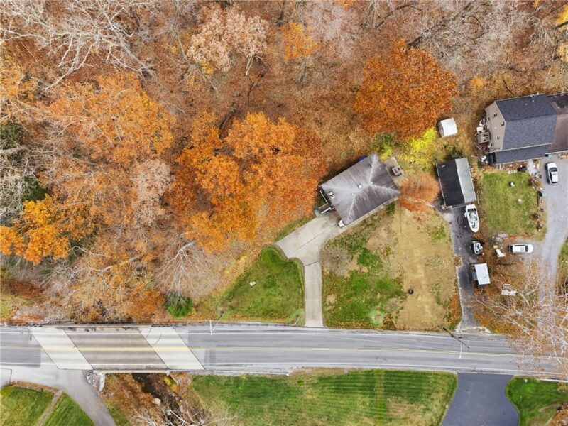 1076 Saxonburg Blvd — photo 5