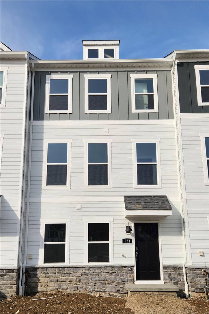 534 Cooper Street — photo 1