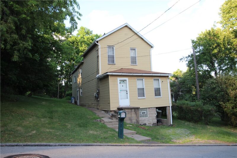 645 Illinois Ave — photo 2