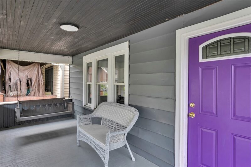623 E 3rd Ave — photo 2