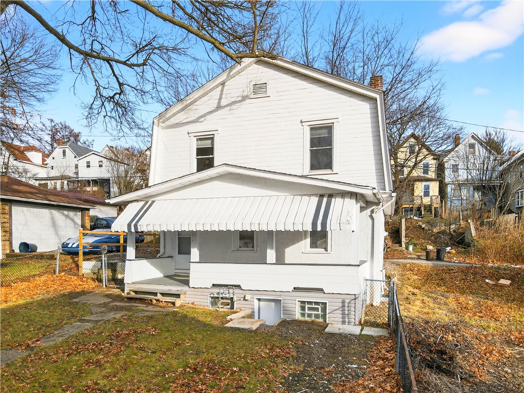 1320 WOODMONT AVENUE — photo 1