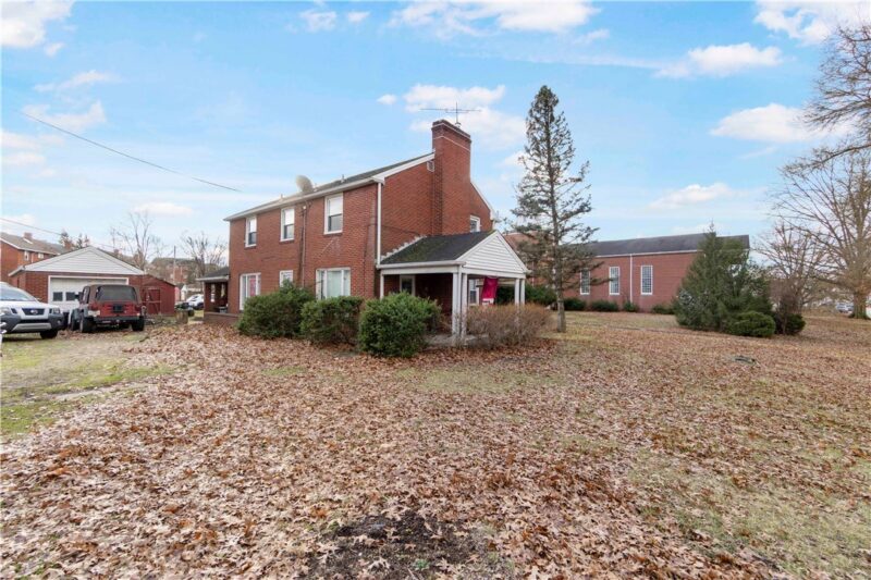 500 Thompson Ave — photo 4