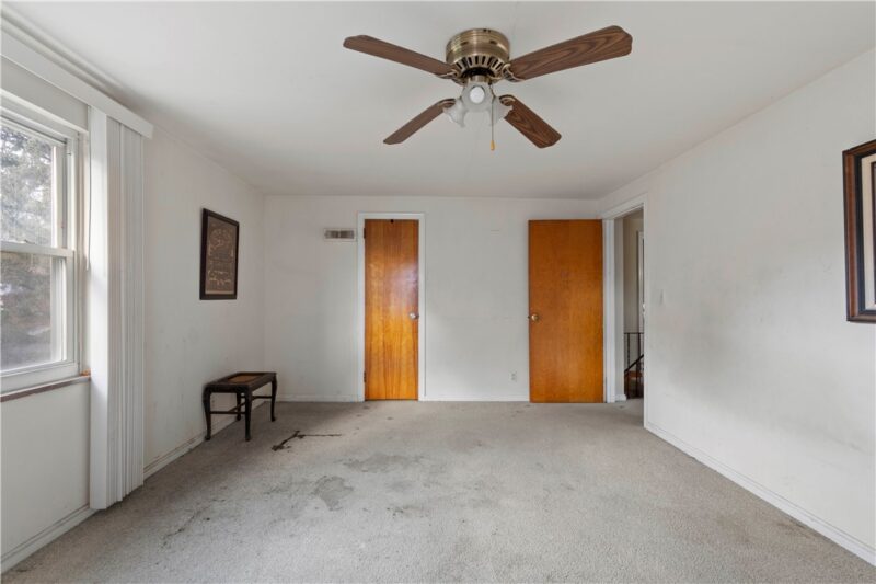 500 Thompson Ave — photo 6