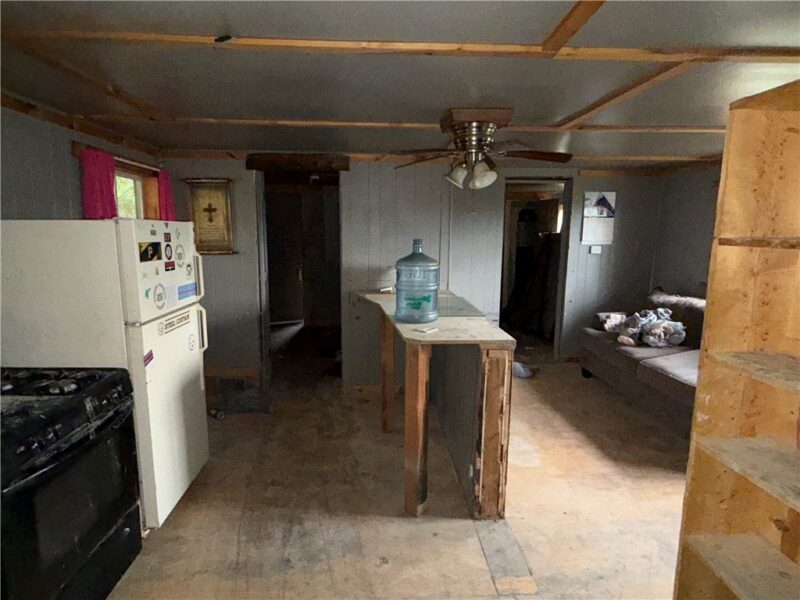 705 Maryland Ave — photo 2