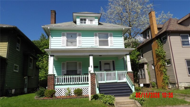 304 SPRUCE AVENUE — photo 2