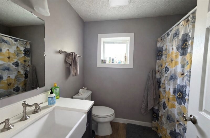 530 Branchton Rd — photo 5
