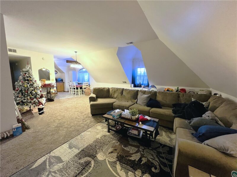 304 Rhodes Place — photo 7