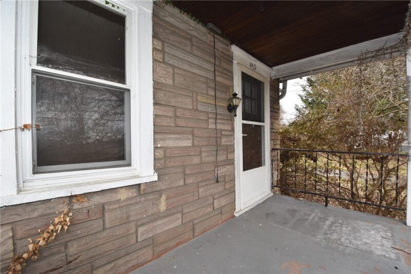 469 McCormick Rd — photo 3