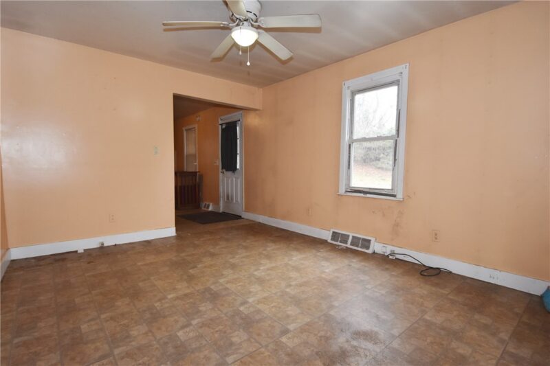 469 McCormick Rd — photo 7