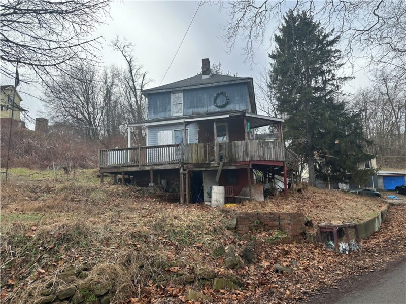 866 Florence St — photo 2