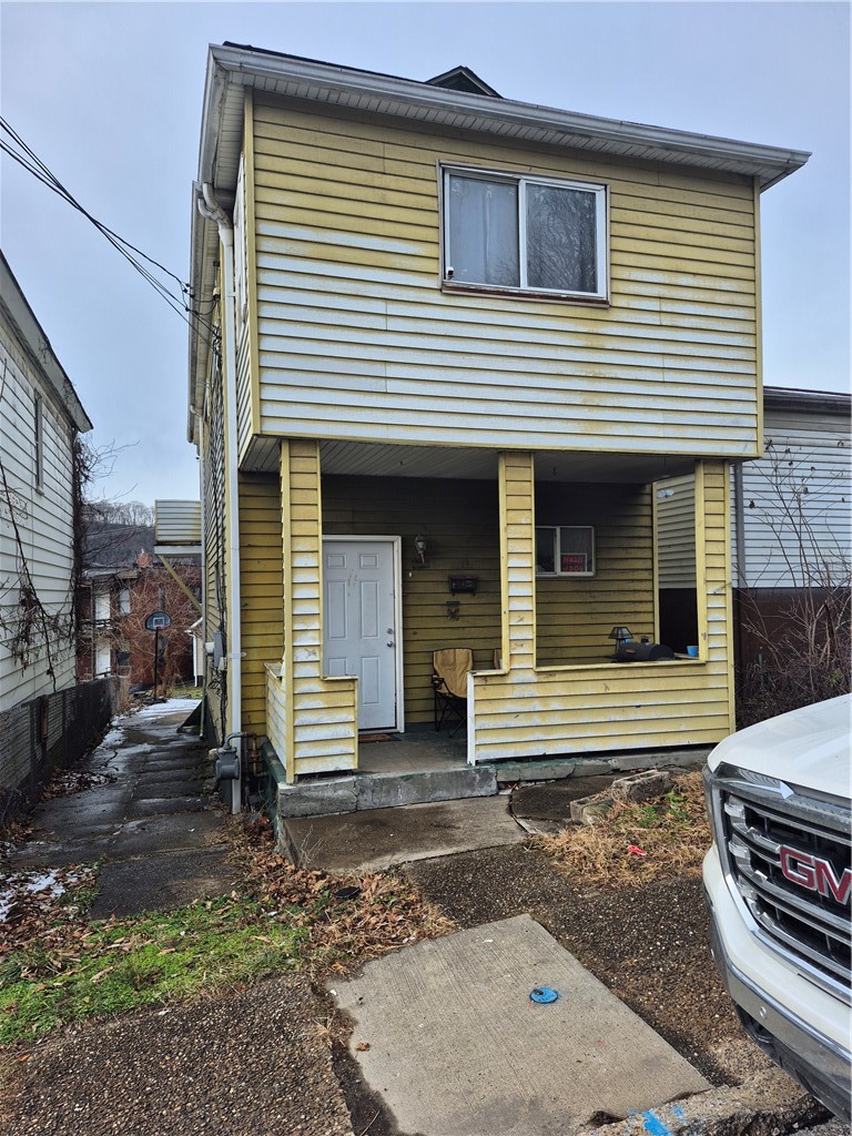 802 Lamont St — photo 1
