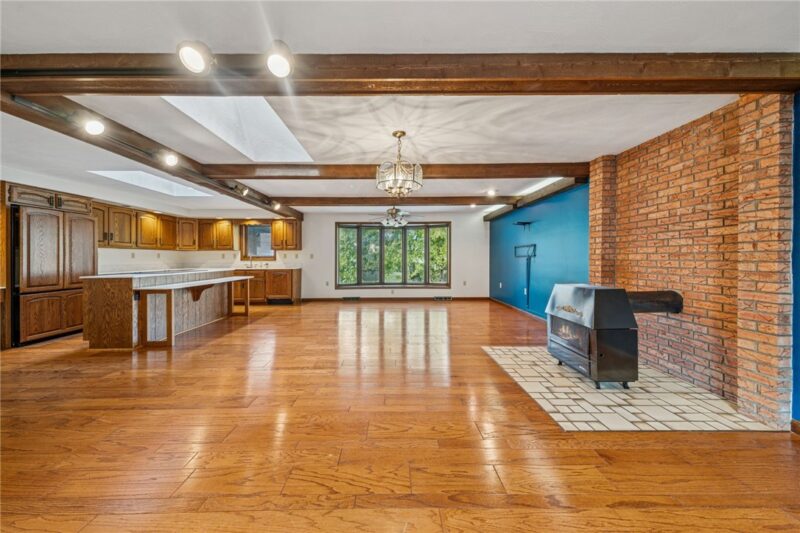12219 Roth Drive — photo 3