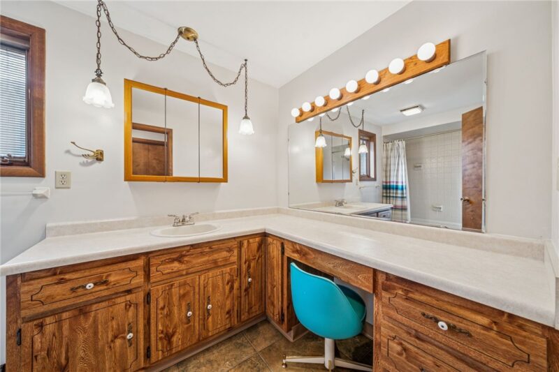 12219 Roth Drive — photo 4