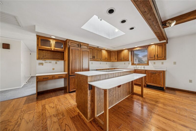 12219 Roth Drive — photo 8