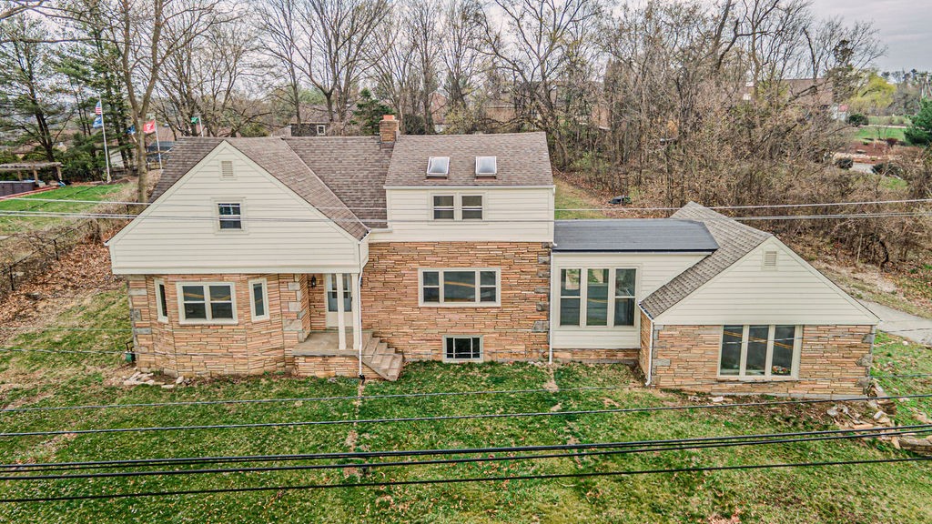 1435 Morrow Rd — photo 1