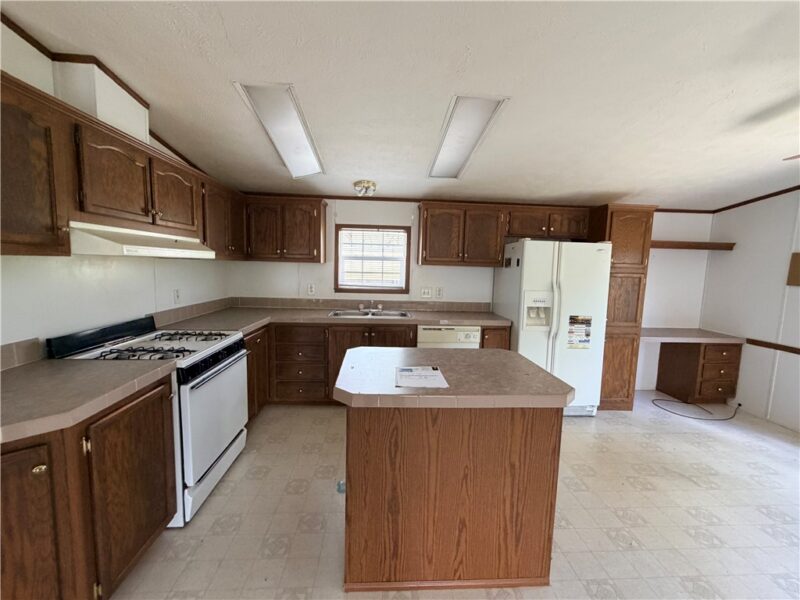 381 Wilson Rd — photo 5