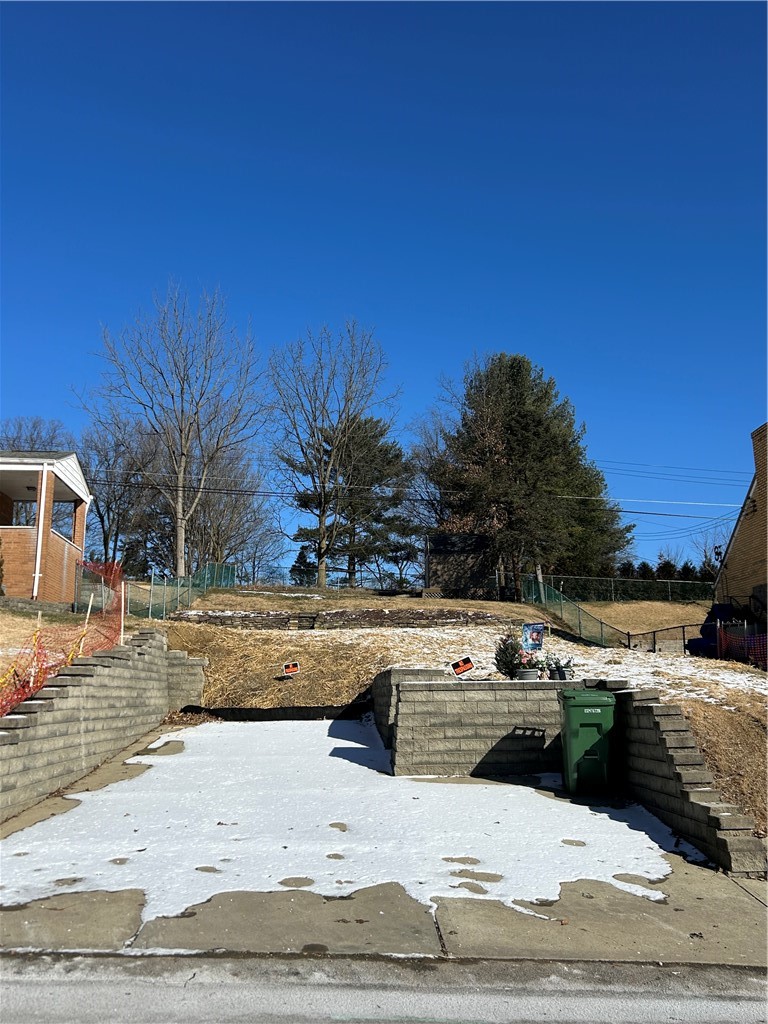 845 Corbett Dr — photo 1