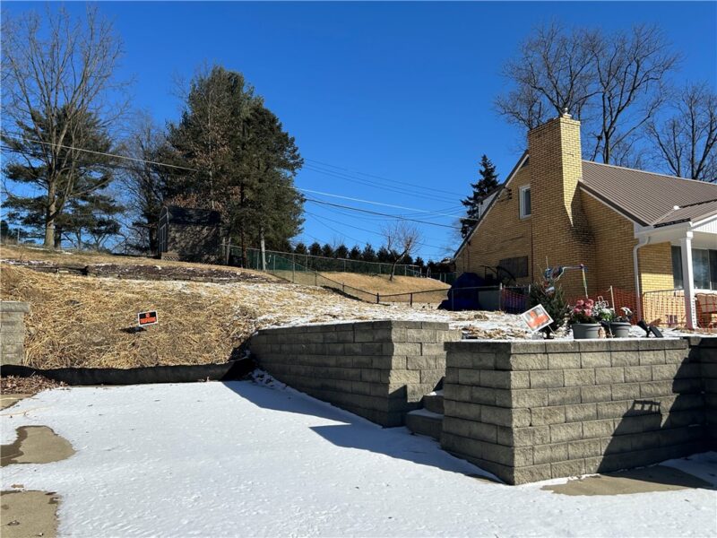 845 Corbett Dr — photo 3