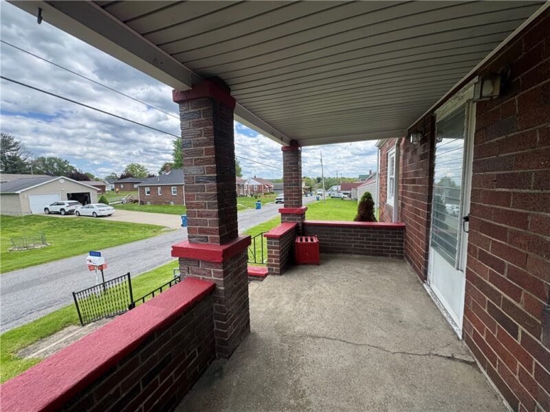 1111 Crowe Street — photo 2